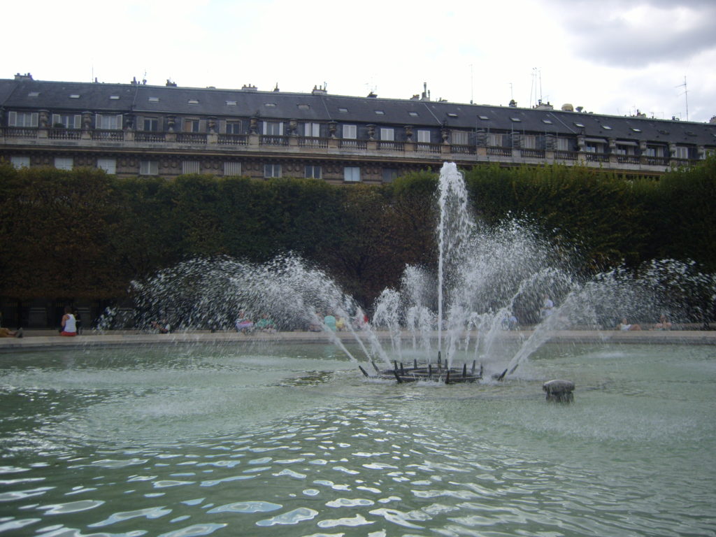 Paris Fountain, Central Paris